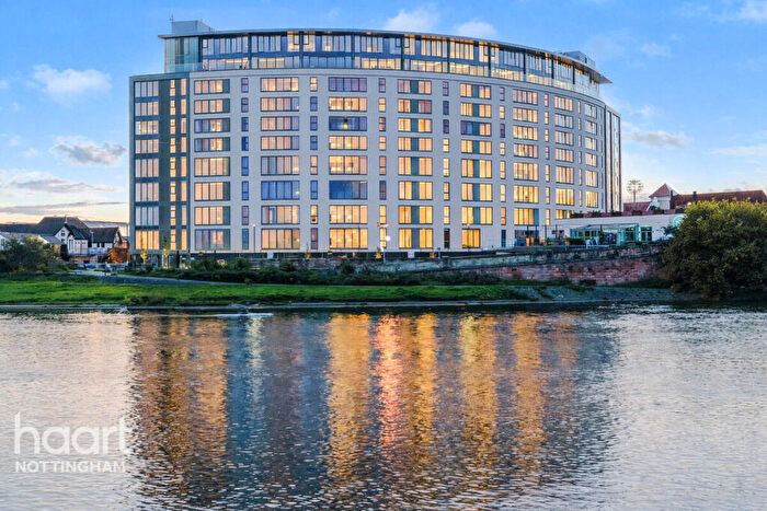 2 Bedroom Apartment For Sale In Waterside Apartments, Nottingham, NG2