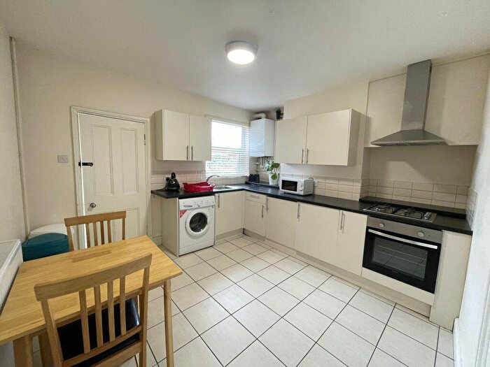 2 Bedroom House Of Multiple Occupation To Rent In Station Street, Loughborough - Inc Bill Option, LE11