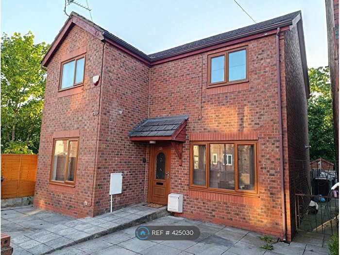4 Bedroom Detached House To Rent In Bramhall Moor Lane, Stockport, SK7