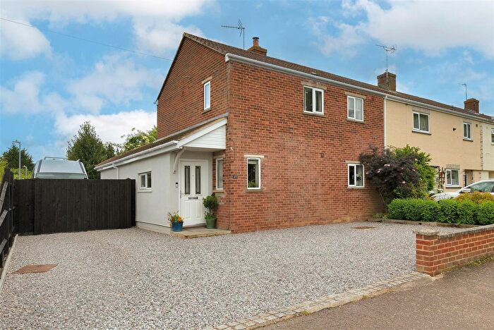 2 Bedroom End Of Terrace House To Rent In Old Kent Road, Paddock Wood, Tonbridge, TN12