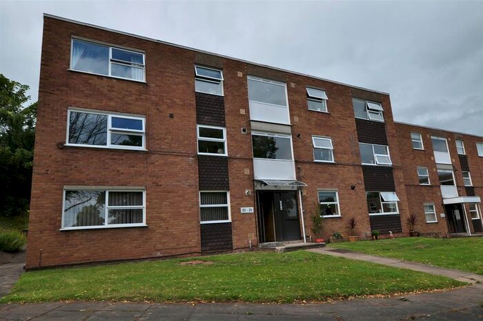 2 Bedroom Flat To Rent In Osborne Road, Malvern, WR14