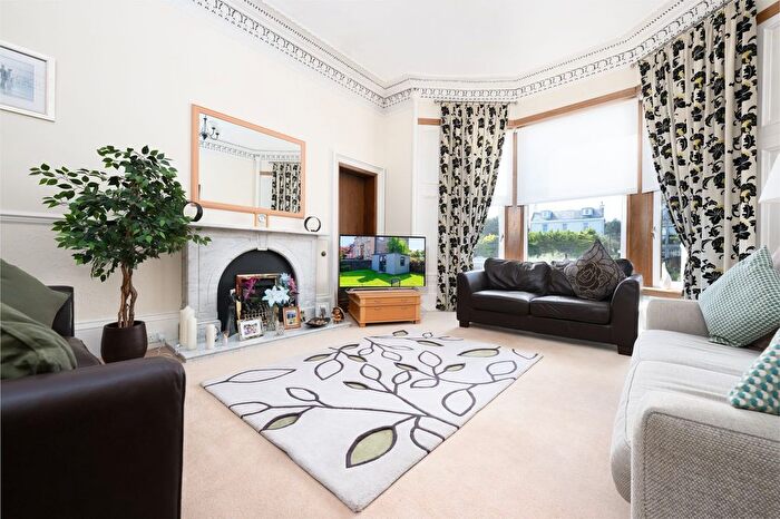 4 Bedroom Flat For Sale In Eldon Street, Greenock, PA16