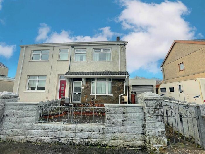 3 Bedroom Industrial Property For Sale In Golwg Y Bryn, Seven Sisters, Neath, SA10