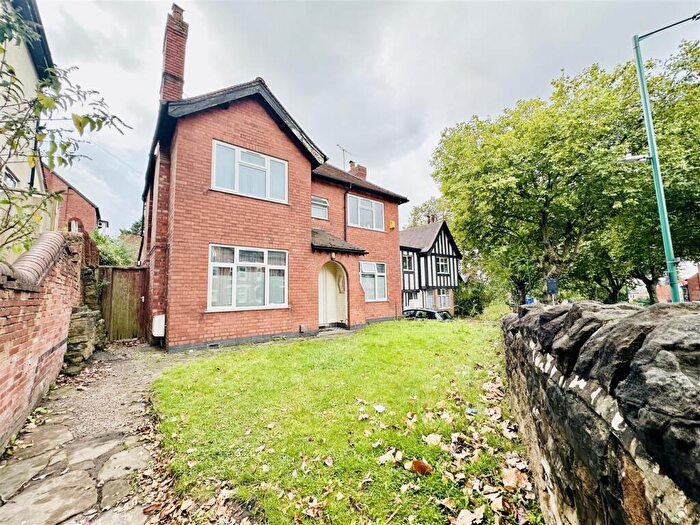 8 Bedroom House To Rent In Derby Road, Nottingham, NG7