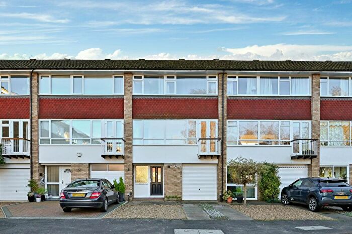 4 Bedroom Terraced House To Rent In Rookery Court, Marlow, Buckinghamshire, SL7