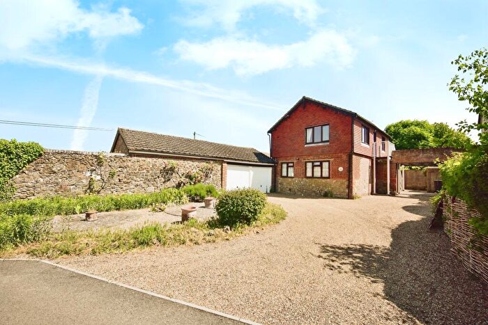 3 Bedroom Barn Conversion For Sale In The Rocks Road, East Malling, West Malling, ME19