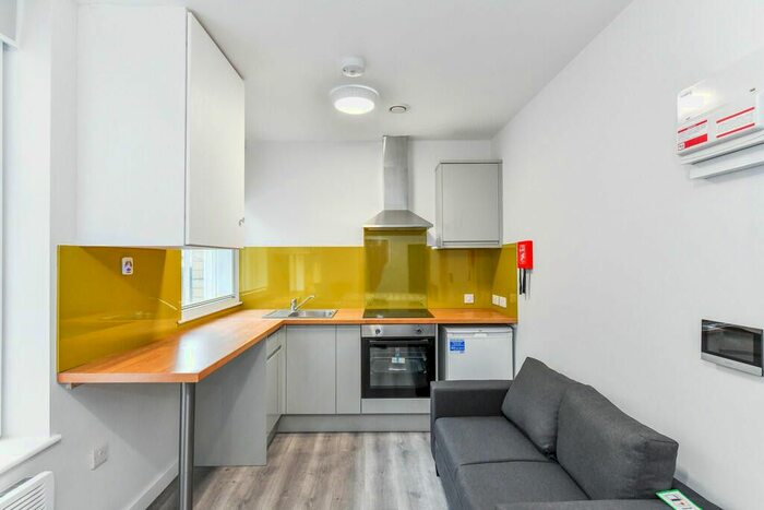 Studio To Rent In Amelia Street, London, SE17