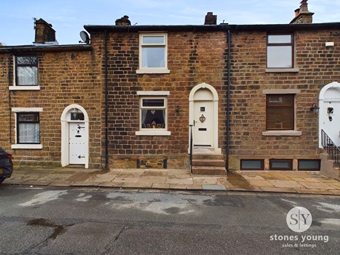2 Bedroom Terraced House To Rent In West View Place, Blackburn, BB2