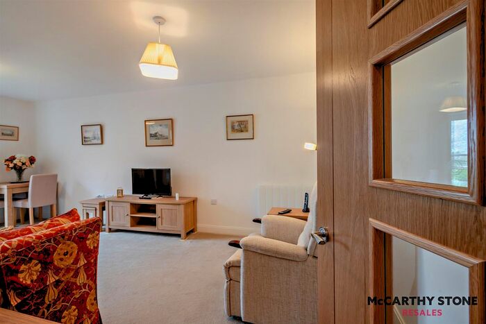 1 Bedroom Flat For Sale In Louis Arthur Court, New Road, North Walsham, NR28