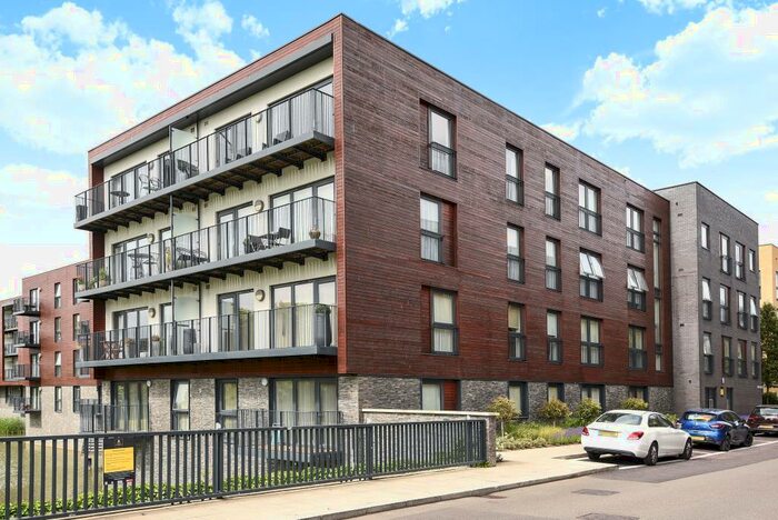 3 Bedroom Apartment To Rent In Monarch Court, Stanmore, HA7