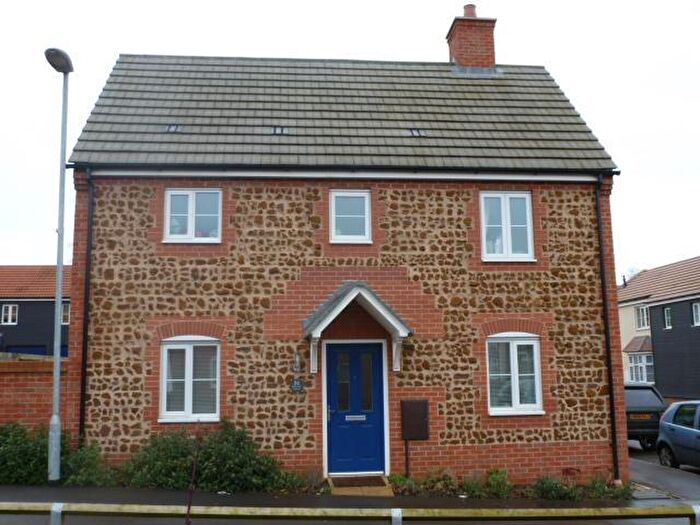 3 Bedroom End Of Terrace House To Rent In Bennett Street, Downham Market, PE38