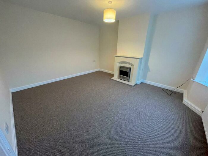 3 Bedroom House To Rent In Ingleton Drive, Lancaster, LA1