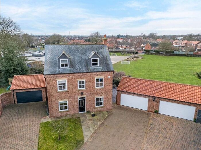 5 Bedroom Detached House For Sale In Foresters Court, Snaith, Goole, DN14