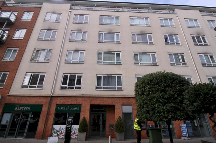 Studio To Rent In Heritage Avenue, London, NW9