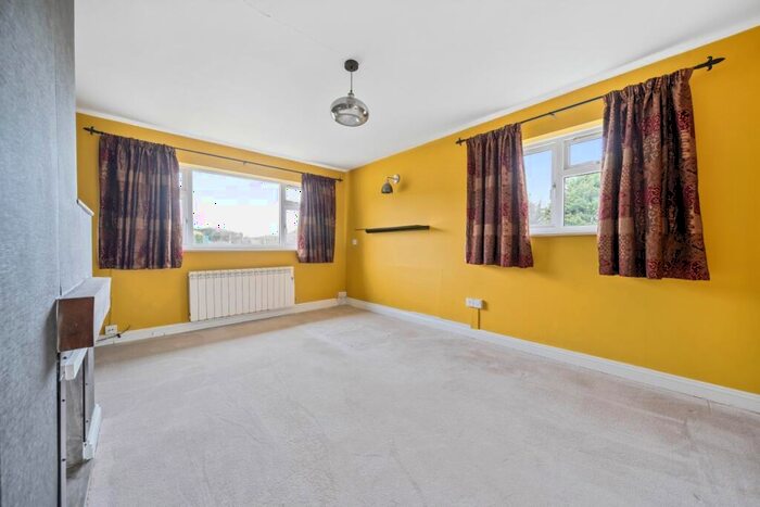 1 Bedroom Flat To Rent In Whitley Road Marlborough, SN8