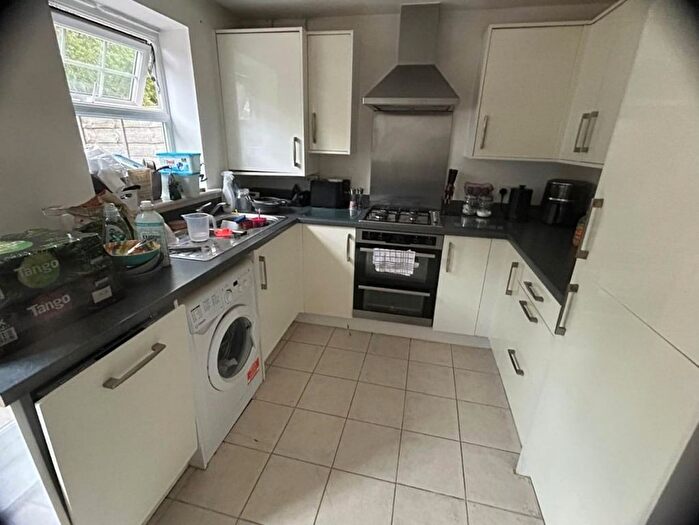 3 Bedroom Terraced House For Sale In Erickson Gardens, Bromley, BR2