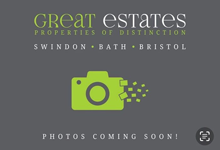 3 Bedroom Terraced House To Rent In Swindon, SN1