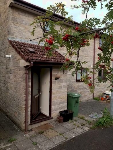 1 Bedroom Apartment To Rent In Manor Close, Glastonbury, BA6