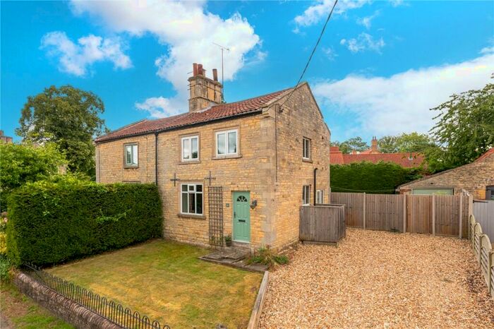 3 Bedroom Semi-Detached House For Sale In The Green, Welbourn, Lincoln, Lincolnshire, LN5