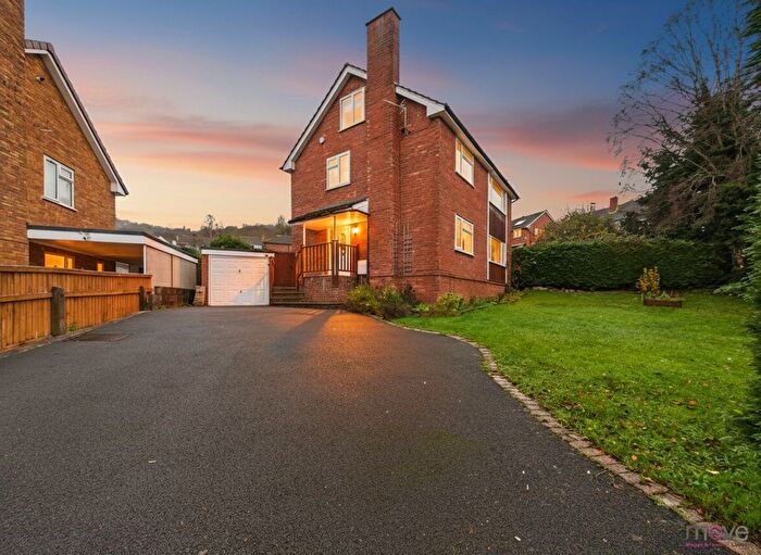 4 Bedroom Detached House For Sale In Woods Orchard Road, Tuffley, GL4