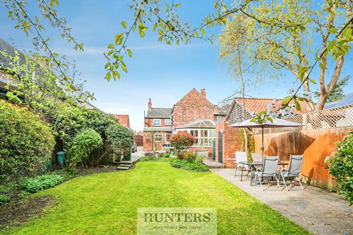 3 Bedroom Detached House For Sale In Rythergate, Cawood, YO8