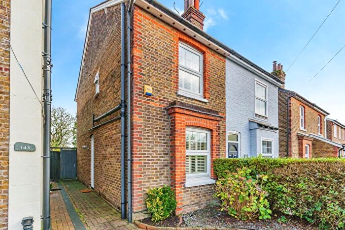 3 Bedroom Semi Detached House For Sale In Albury Road, Merstham, Surrey, RH1