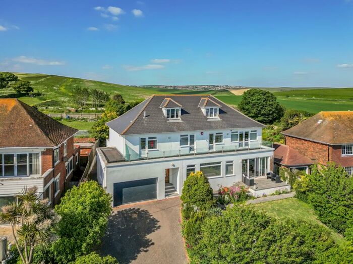 6 Bedroom Detached House To Rent In Roedean Crescent Brighton, BN2