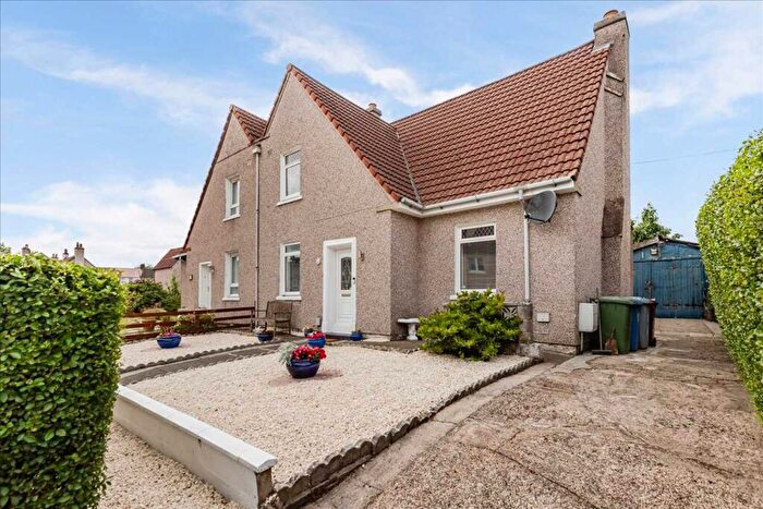 3 Bedroom Semi-Detached House For Sale In Mossgiel Avenue, Rutherglen, Glasgow, G73