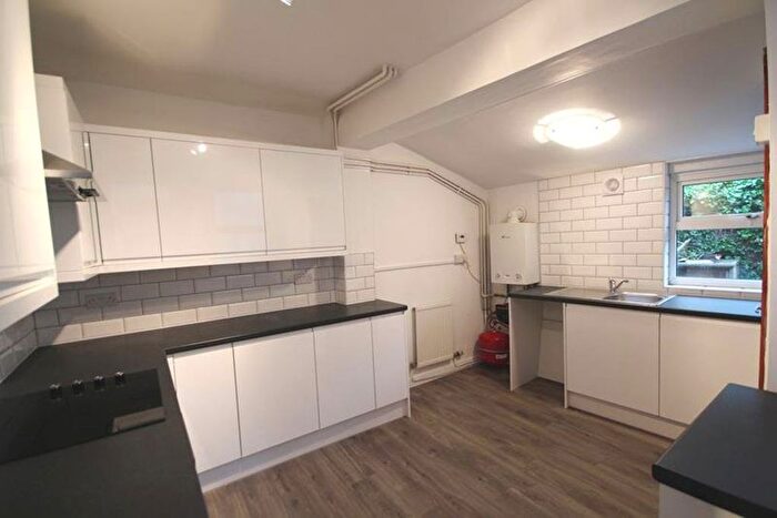 1 Bedroom Flat To Rent In Bed Flat, Portland Street, SY23