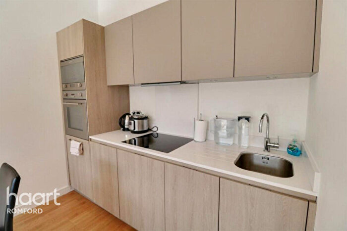 1 Bedroom Apartment To Rent In Eastern Road, Romford, RM1