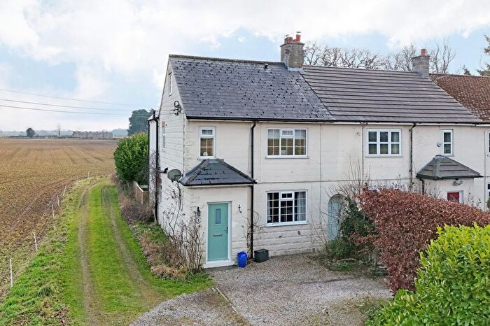 4 Bedroom End Terrace House For Sale In Burton Villas, Stamford Bridge, York, YO41