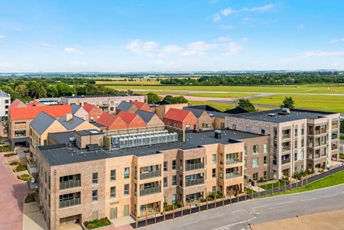 2 Bedroom Apartment For Sale In Newmarket Road, Cambridge, CB5