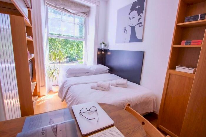 Studio To Rent In Cartwright Gardens, Bloomsbury, London, WC1H