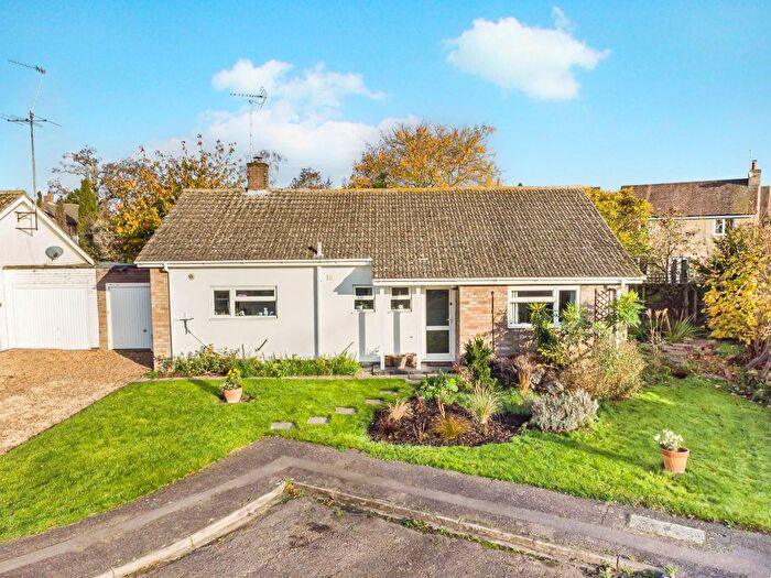 3 Bedroom Detached Bungalow For Sale In Trinity Close, Haslingfield, Cambridge, CB23