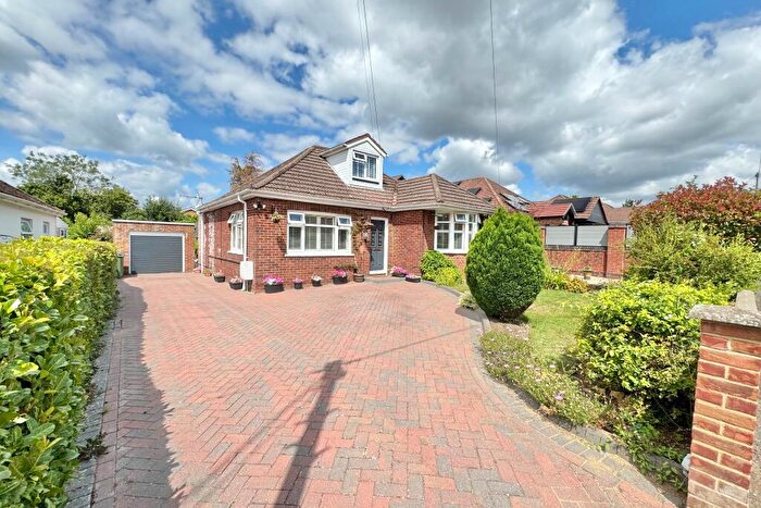4 Bedroom Detached Bungalow For Sale In Bye Road, Swanwick, SO31