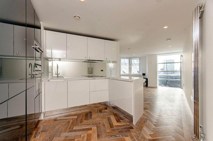 2 Bedroom Flat To Rent In City Road, Old Street, London, EC1V