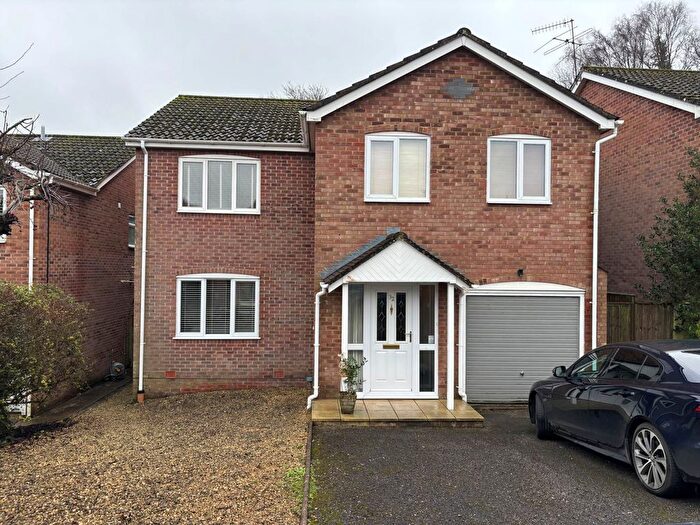 5 Bedroom Detached House To Rent In Priorsfield, Marlborough, SN8