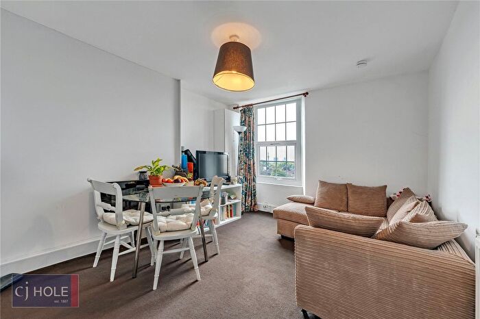 2 Bedroom Flat To Rent In Claremont Road, Bishopston, Bristol, BS7