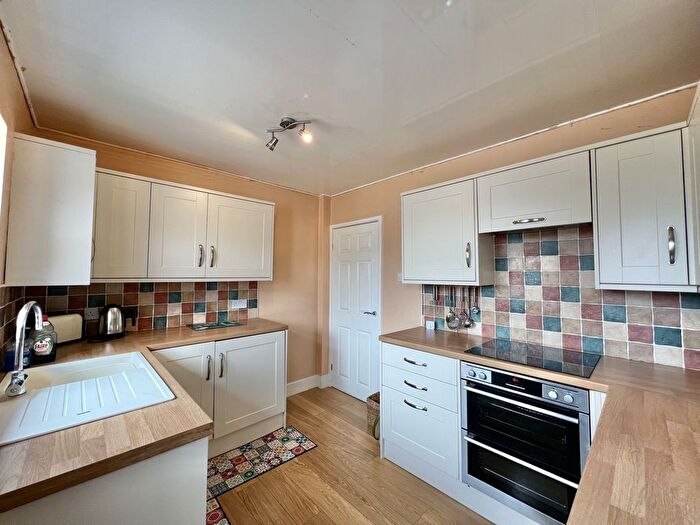 3 Bedroom Bungalow For Sale In Grizedale Avenue, Poulton-Le-Fylde, FY6