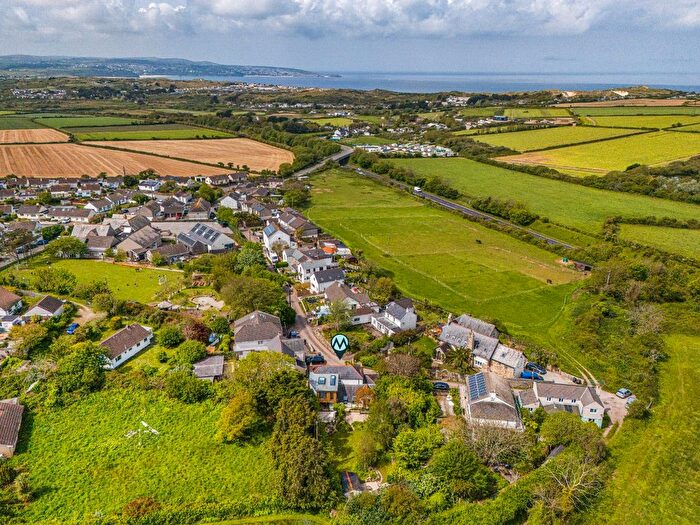 4 Bedroom Cottage For Sale In Trevarnon Lane, Connor Downs, Hayle, TR27