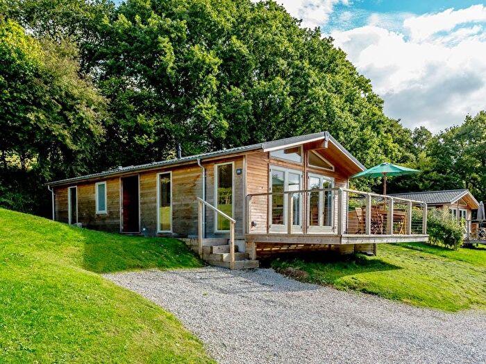 2 Bedroom Lodge For Sale In Lanreath, Looe, Cornwall, PL13