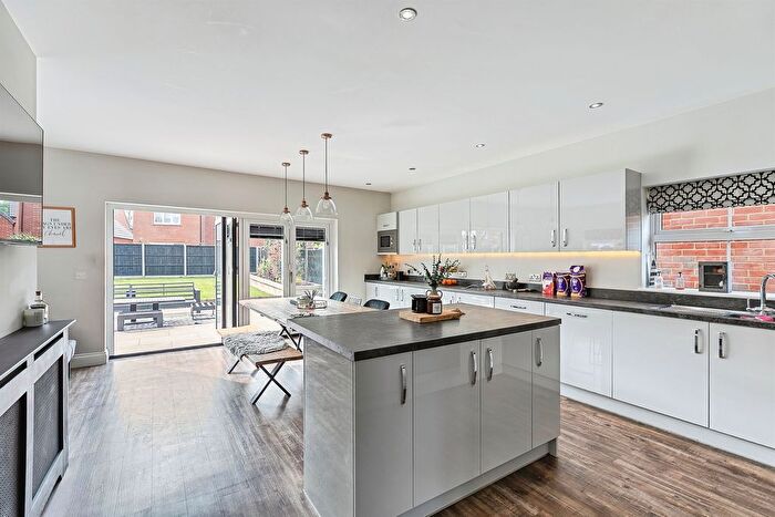 5 Bedroom Detached House For Sale In De Havilland Gardens, Bury, Huntingdon, PE26