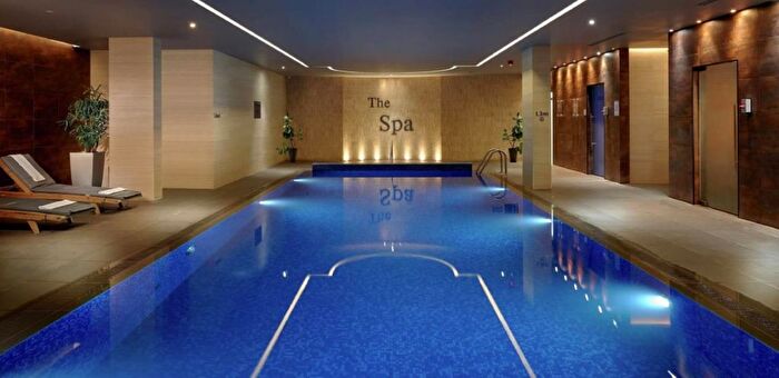 2 Bedroom Flat To Rent In Ellyson House, East Drive, Colindale, London, NW9