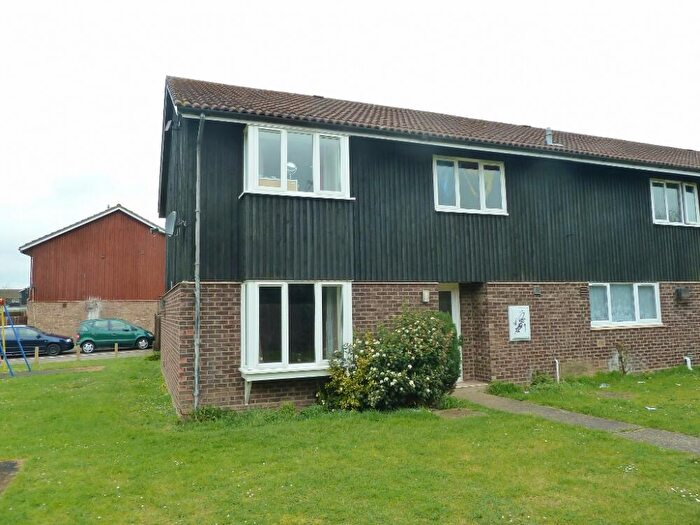 4 Bedroom Semi Detached House To Rent In Nimbus Way, Newmarket, CB8