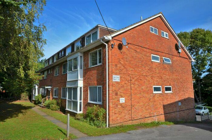 2 Bedroom Flat To Rent In Spring Road, Sholing, Southampton, SO19