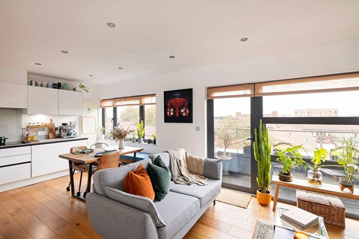 2 Bedroom Property For Sale In Damien Court, Damien Street, Whitechapel, London, E1