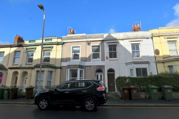 4 Bedroom Flat To Rent In North Road West, North Road West, PL1