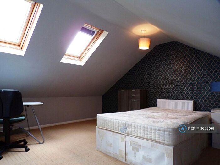 8 Bedroom End Of Terrace House To Rent In Derby Road, Manchester, M14