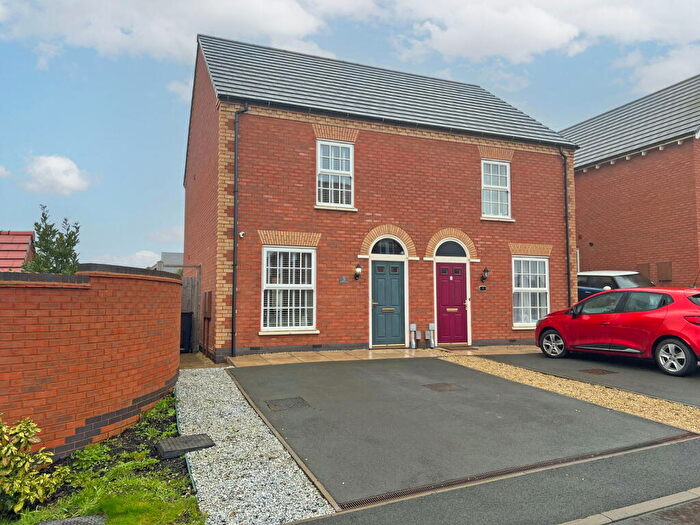 2 Bedroom Semi-Detached House For Sale In Hart Lane, Hugglescote, Leicestershire, LE67