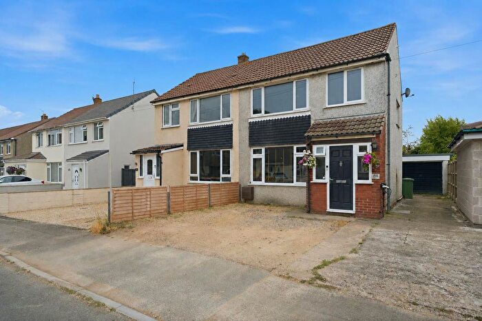 3 Bedroom Semi Detached House For Sale In Bradley Avenue, Winterbourne, Bristol, BS36